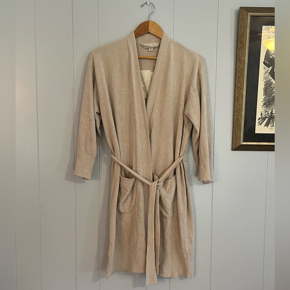 Barefoot Dreams CozyChic Ultra Lite Dream Robe in Driftwood/Grey color; size XS - Picture 12 of 12